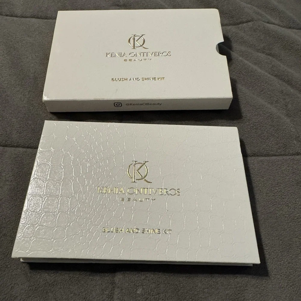 Kenia Ontiveros Beauty: Blush and Shine Kit 6-shades Highlight & Blush RET$34